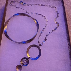 Silpada sterling silver multi circle pendant necklace and swirl bangle
